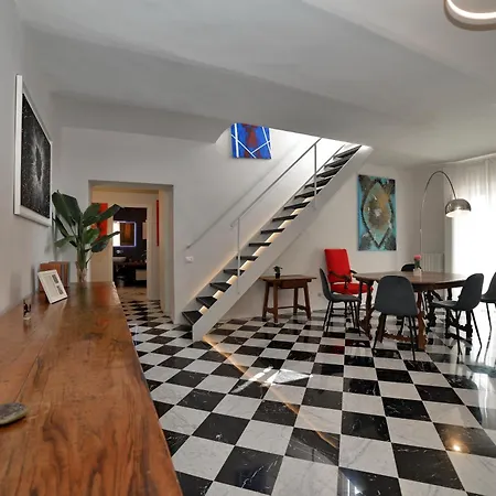 Scacco Terrazza Vista Torre Degli Sciri アパート *