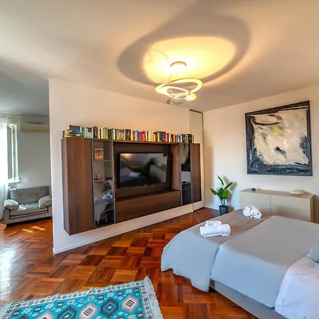 Scacco Terrazza Vista Torre Degli Sciri *