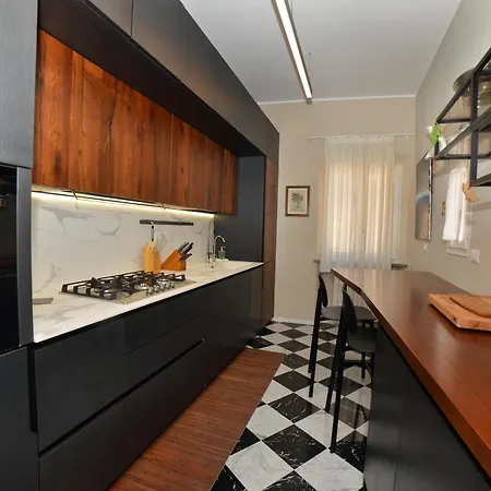 Apartamento Scacco Terrazza Vista Torre Degli Sciri *