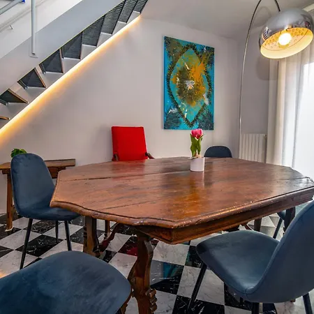 Apartamento Scacco Terrazza Vista Torre Degli Sciri