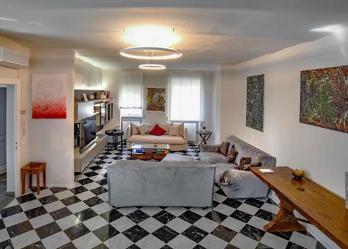 Scacco Terrazza Vista Torre Degli Sciri * ペルージャ