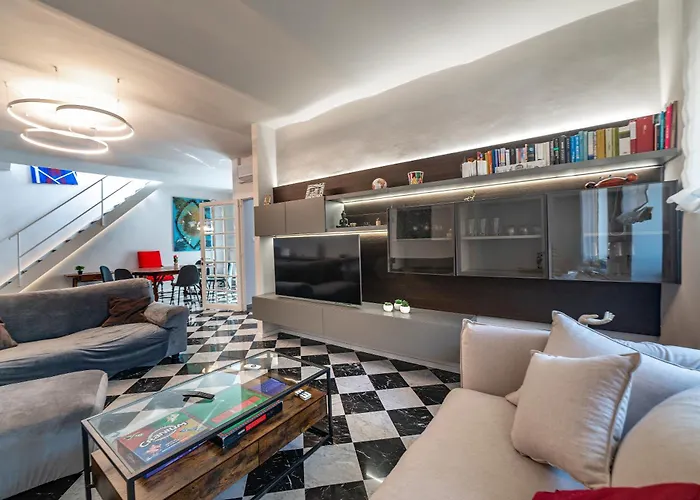 Scacco Terrazza Vista Torre Degli Sciri *