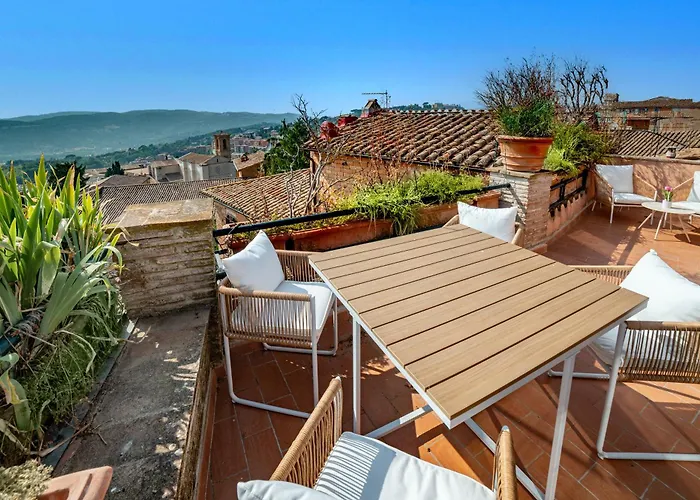 Scacco Terrazza Vista Torre Degli Sciri ペルージャ